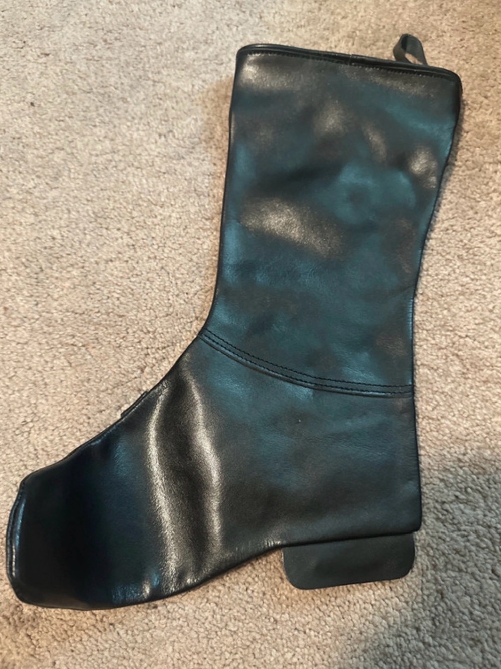 Harley-Davidson Black Leather Christmas stocking with Buckles - Picture 4 of 5